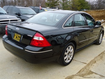 2006 Ford Five Hundred Limited   - Photo 6 - Cincinnati, OH 45255