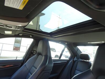 2013 Mercedes-Benz C 63 AMG  6.3L V8 RWD - Photo 11 - Cincinnati, OH 45255