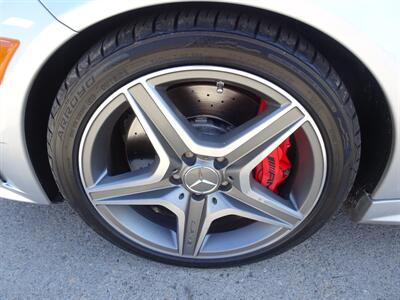 2013 Mercedes-Benz C 63 AMG  6.3L V8 RWD - Photo 38 - Cincinnati, OH 45255