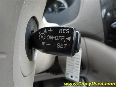 2004 Toyota Sienna LE 8 Passenger   - Photo 24 - Cincinnati, OH 45255