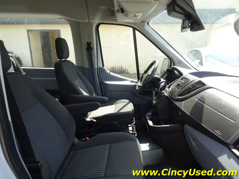 2018 Ford Transit 350 XLT - Photo 17 - Cincinnati, OH 45255