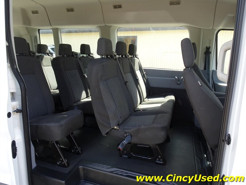 2018 Ford Transit 350 XLT - Photo 11 - Cincinnati, OH 45255