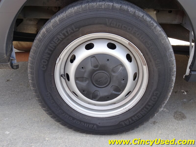 2018 Ford Transit 350 XLT - Photo 31 - Cincinnati, OH 45255