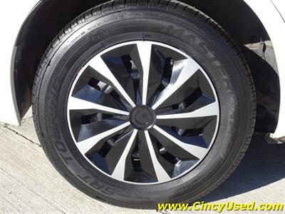 2015 Toyota Corolla LE Eco   - Photo 33 - Cincinnati, OH 45255