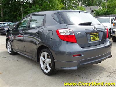 2010 Toyota Matrix S   - Photo 11 - Cincinnati, OH 45255