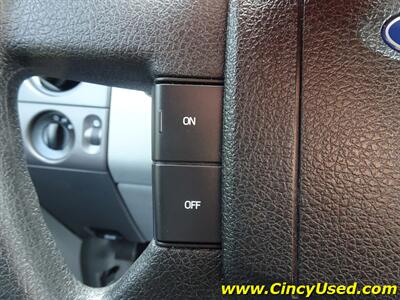 2006 Ford F-150 STX  4.6L V8 RWD - Photo 20 - Cincinnati, OH 45255