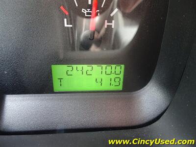 2006 Ford F-150 STX  4.6L V8 RWD - Photo 22 - Cincinnati, OH 45255