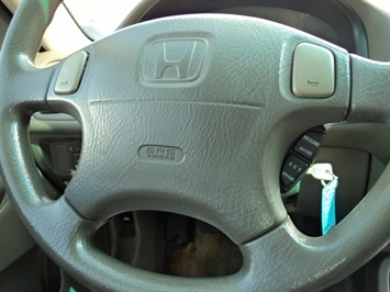 1997 Honda Civic LX   - Photo 18 - Cincinnati, OH 45255