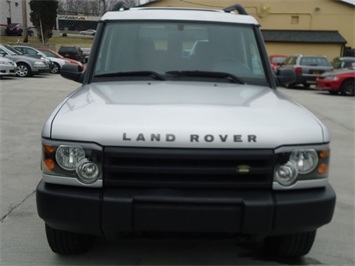 2004 Land Rover Discovery S   - Photo 2 - Cincinnati, OH 45255