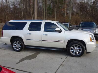 2011 GMC Yukon XL Denali   - Photo 3 - Cincinnati, OH 45255