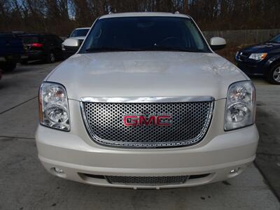 2011 GMC Yukon XL Denali   - Photo 2 - Cincinnati, OH 45255