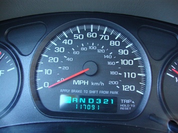2004 Chevrolet Impala   - Photo 15 - Cincinnati, OH 45255