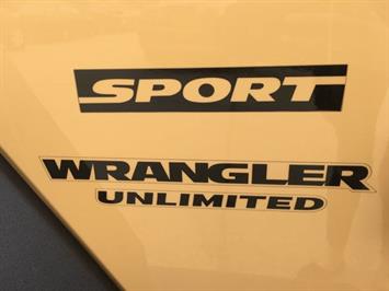 2014 Jeep Wrangler Unlimited Sport   - Photo 22 - Cincinnati, OH 45255