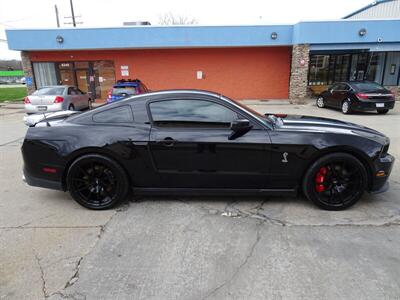 2012 Ford Shelby GT500  5.4L Supercharged V8 RWD - Photo 2 - Cincinnati, OH 45255
