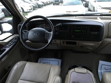 2005 Ford Excursion Limited   - Photo 7 - Cincinnati, OH 45255