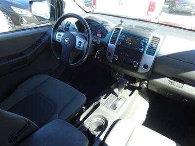 2014 Nissan Xterra X  4.0L V6 4X4 - Photo 13 - Cincinnati, OH 45255