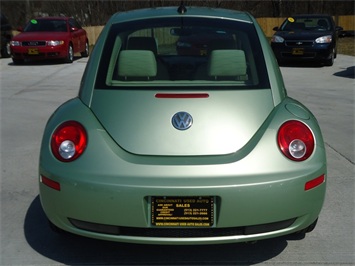 2006 Volkswagen New Beetle   - Photo 5 - Cincinnati, OH 45255