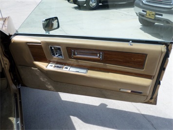 1982 Cadillac Eldorado   - Photo 21 - Cincinnati, OH 45255