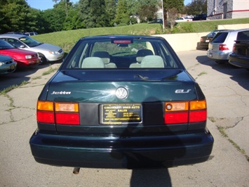 1998 Volkswagen Jetta GLS   - Photo 5 - Cincinnati, OH 45255