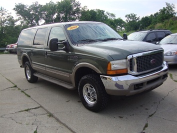 2000 Ford Excursion Limited   - Photo 1 - Cincinnati, OH 45255
