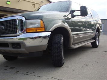 2000 Ford Excursion Limited   - Photo 12 - Cincinnati, OH 45255