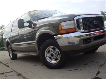 2000 Ford Excursion Limited   - Photo 10 - Cincinnati, OH 45255
