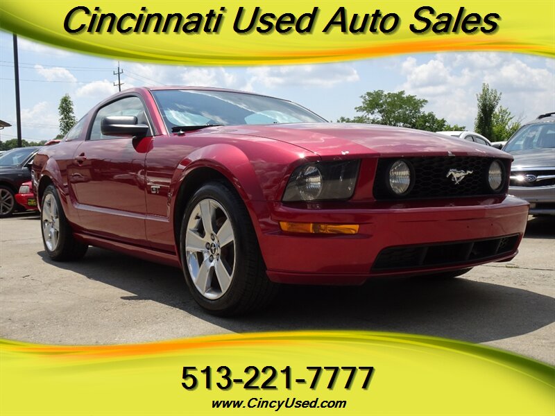 2006 Ford Mustang GT Deluxe   - Photo 1 - Cincinnati, OH 45255