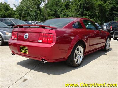 2006 Ford Mustang GT Deluxe - Photo 8 - Cincinnati, OH 45255