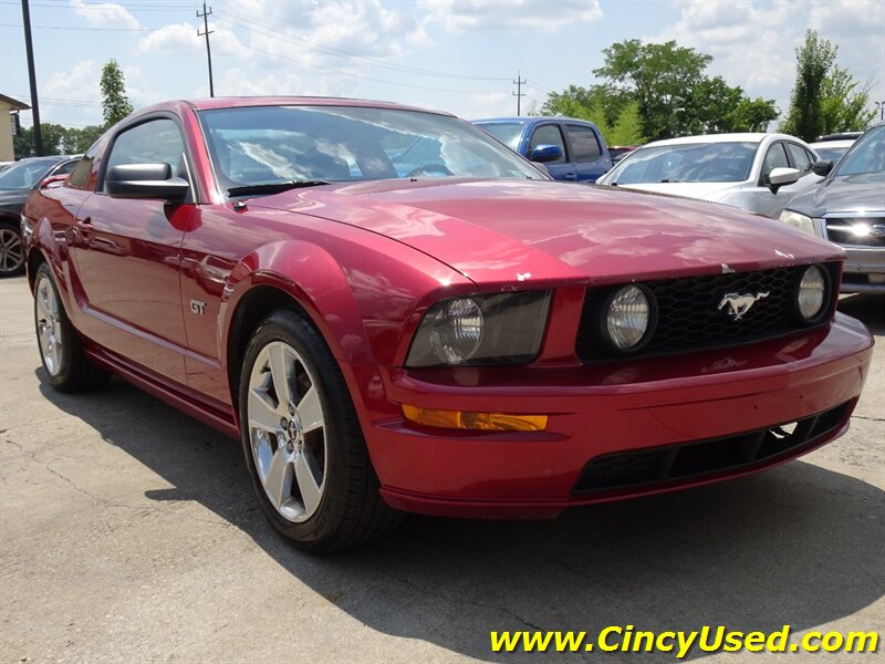 2006 Ford Mustang GT Deluxe - Photo 5 - Cincinnati, OH 45255