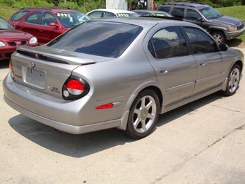 2001 Nissan Maxima GLE   - Photo 5 - Cincinnati, OH 45255