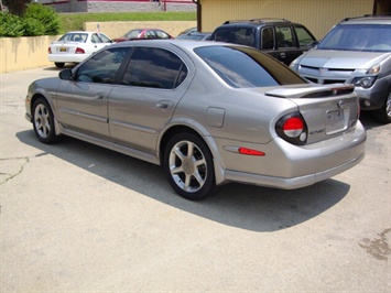 2001 Nissan Maxima GLE   - Photo 4 - Cincinnati, OH 45255