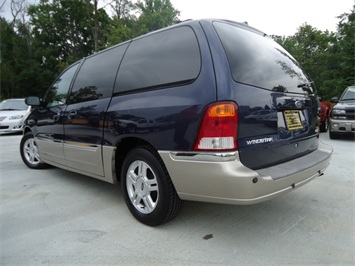 2002 Ford Windstar Vans SEL   - Photo 13 - Cincinnati, OH 45255