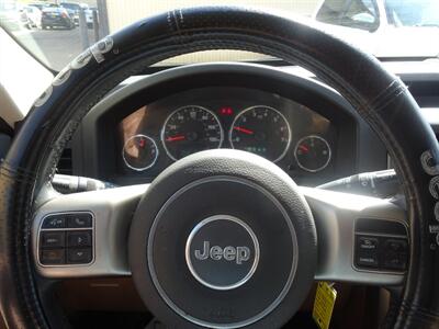 2012 Jeep Liberty Limited  3.7L V6 4X4 - Photo 15 - Cincinnati, OH 45255