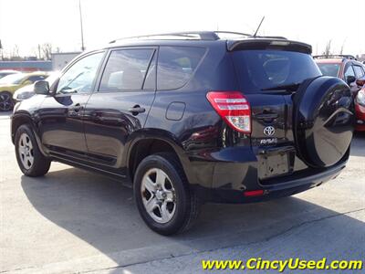 2011 Toyota RAV4   - Photo 9 - Cincinnati, OH 45255