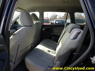 2011 Toyota RAV4   - Photo 13 - Cincinnati, OH 45255