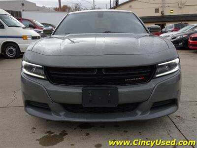 2019 Dodge Charger SXT   - Photo 2 - Cincinnati, OH 45255
