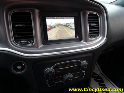 2019 Dodge Charger SXT   - Photo 18 - Cincinnati, OH 45255