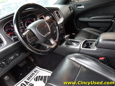 2019 Dodge Charger SXT   - Photo 11 - Cincinnati, OH 45255