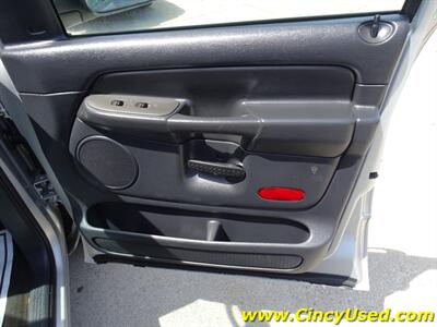 2003 Dodge Ram 3500 ST  5.9L I6 RWD - Photo 24 - Cincinnati, OH 45255