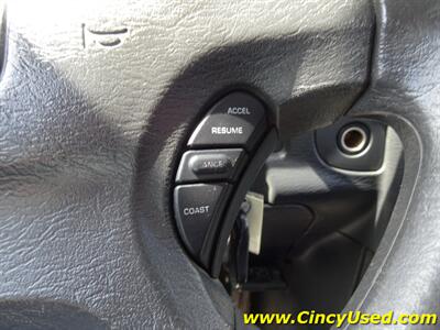 2003 Dodge Ram 3500 ST  5.9L I6 RWD - Photo 21 - Cincinnati, OH 45255