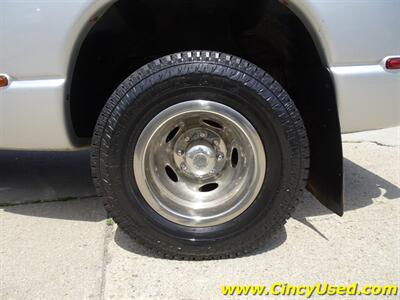 2003 Dodge Ram 3500 ST  5.9L I6 RWD - Photo 32 - Cincinnati, OH 45255