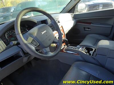 2006 Jeep Grand Cherokee Limited 5.7L V8 4X4 - Photo 12 - Cincinnati, OH 45255