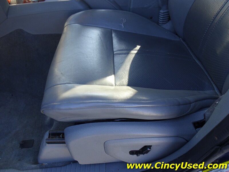 2006 Jeep Grand Cherokee Limited 5.7L V8 4X4 - Photo 27 - Cincinnati, OH 45255