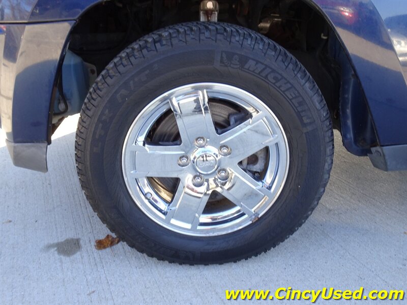 2006 Jeep Grand Cherokee Limited 5.7L V8 4X4 - Photo 33 - Cincinnati, OH 45255