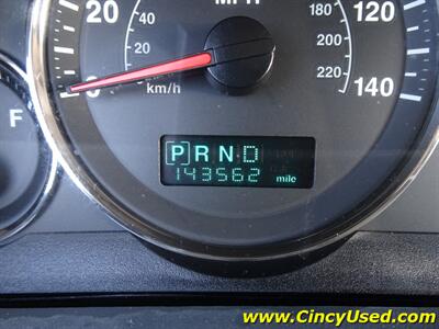 2006 Jeep Grand Cherokee Limited 5.7L V8 4X4 - Photo 24 - Cincinnati, OH 45255