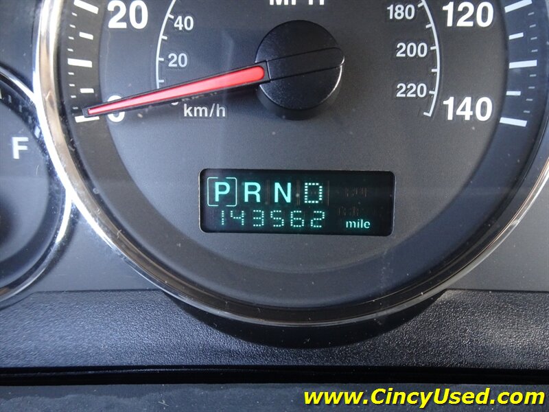 2006 Jeep Grand Cherokee Limited 5.7L V8 4X4 - Photo 24 - Cincinnati, OH 45255