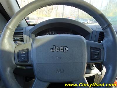 2006 Jeep Grand Cherokee Limited 5.7L V8 4X4 - Photo 21 - Cincinnati, OH 45255