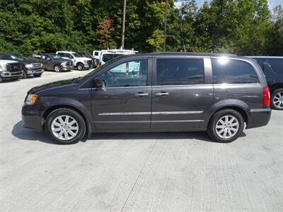 2016 Chrysler Town and Country Touring  V6 FWD - Photo 86 - Cincinnati, OH 45255
