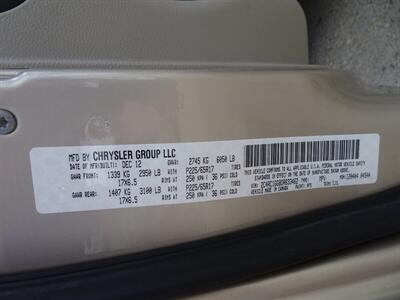 2013 Chrysler Town and Country Limited   - Photo 16 - Cincinnati, OH 45255