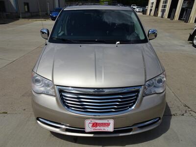 2013 Chrysler Town and Country Limited   - Photo 13 - Cincinnati, OH 45255